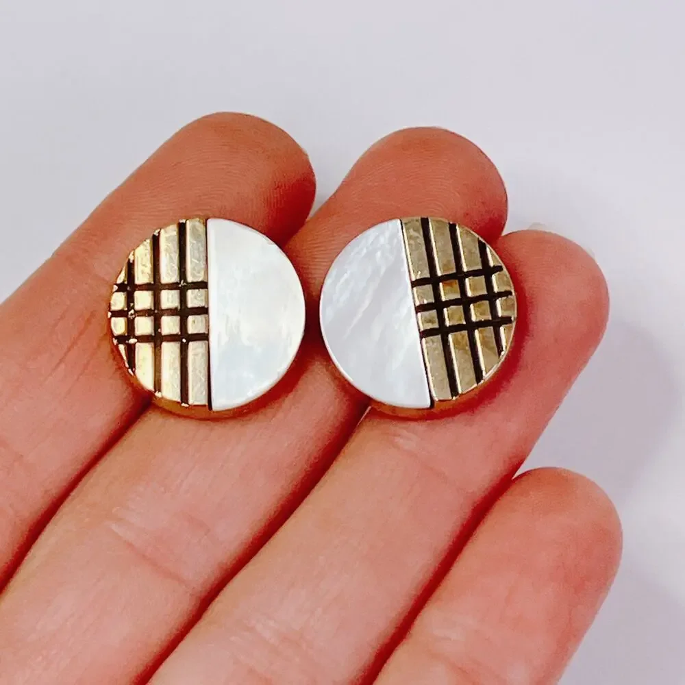 Vintage Modernist Geometric Cufflinks Mother Of Pearl Gold Tone 1960s 1970s